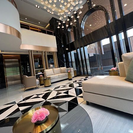 Arni Skye Hotel バンコク都 エクステリア 写真