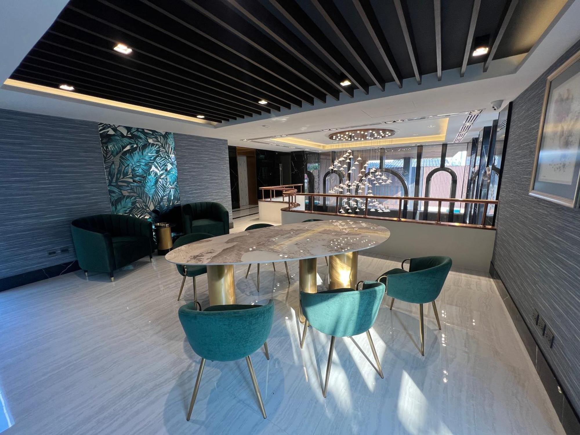 Arni Skye Hotel バンコク都 エクステリア 写真