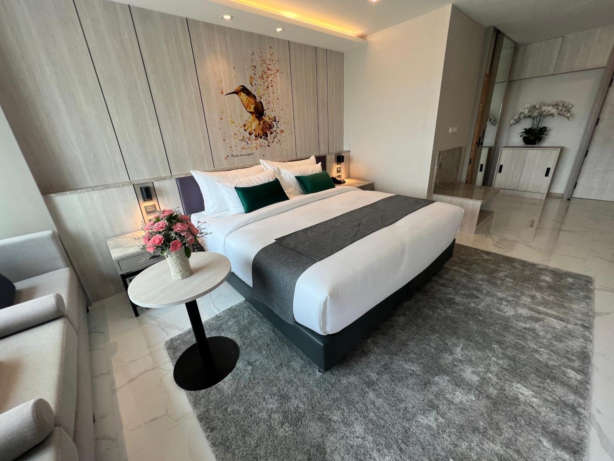 Arni Skye Hotel バンコク都 エクステリア 写真