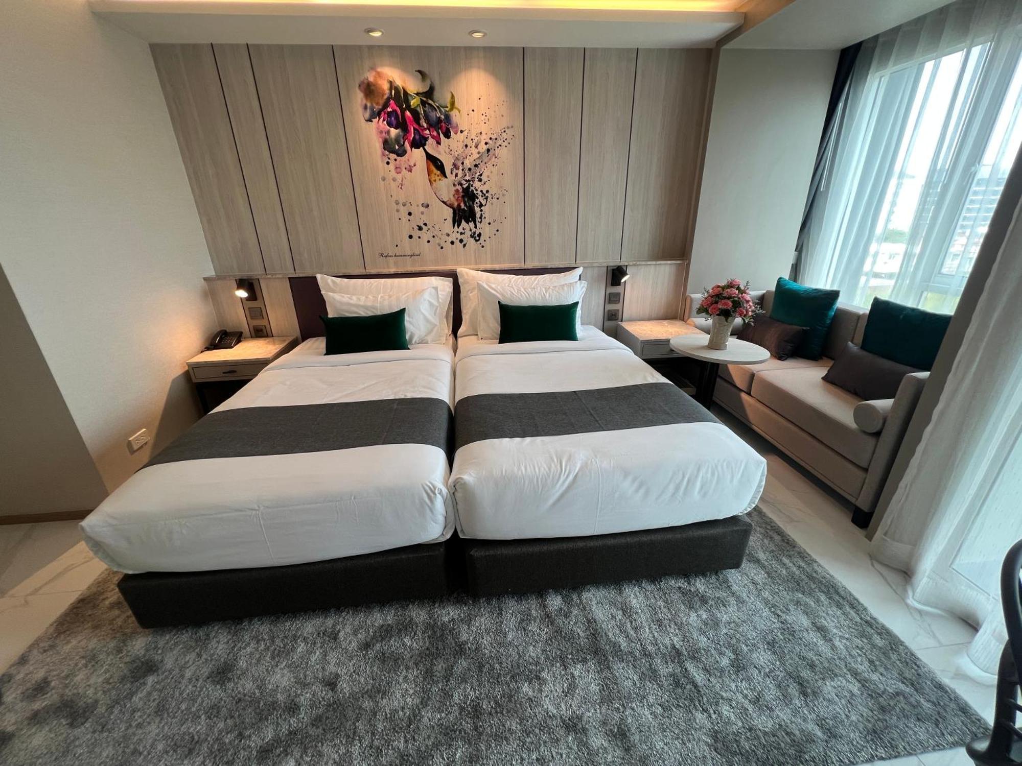 Arni Skye Hotel バンコク都 エクステリア 写真