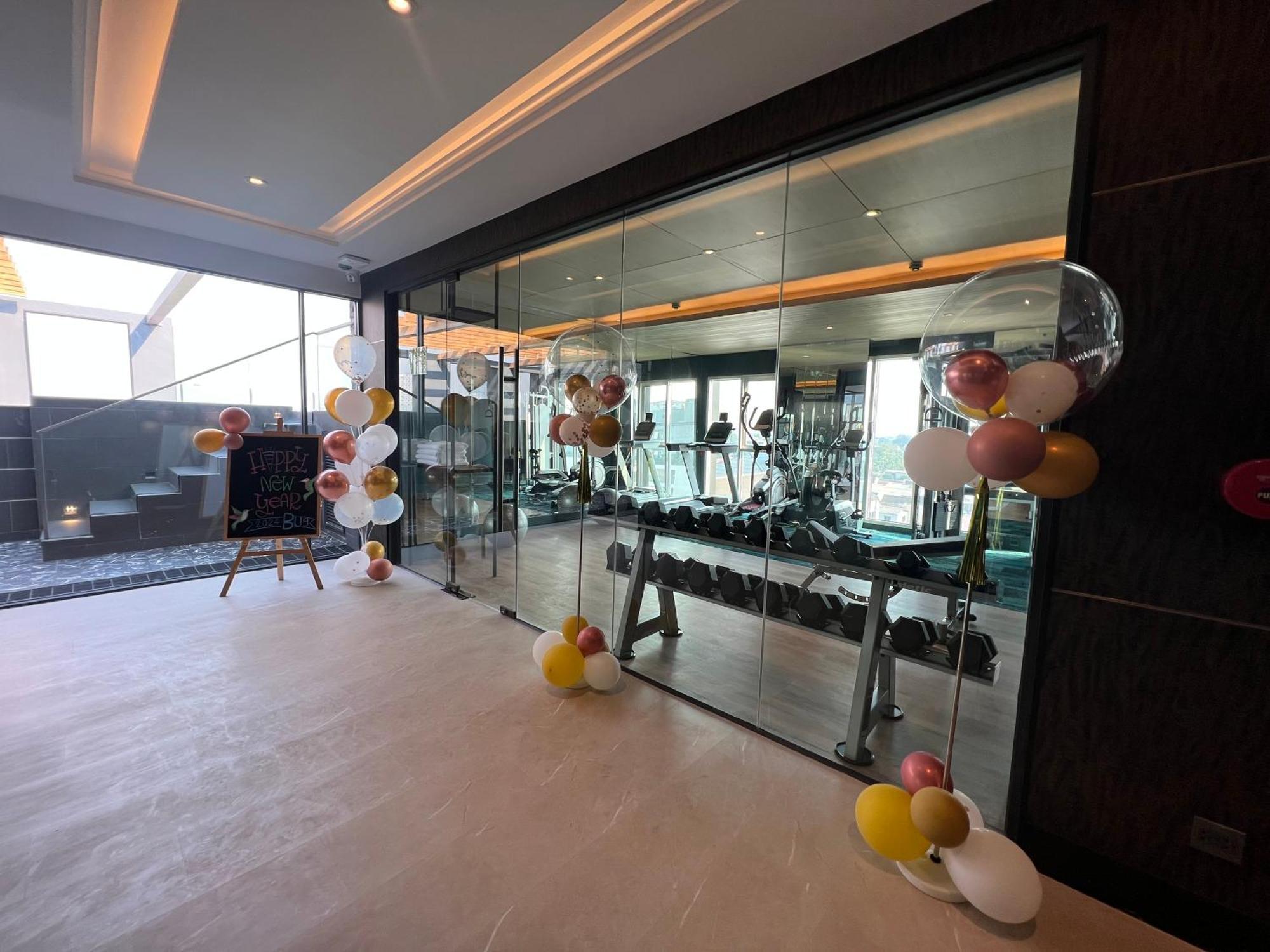 Arni Skye Hotel バンコク都 エクステリア 写真