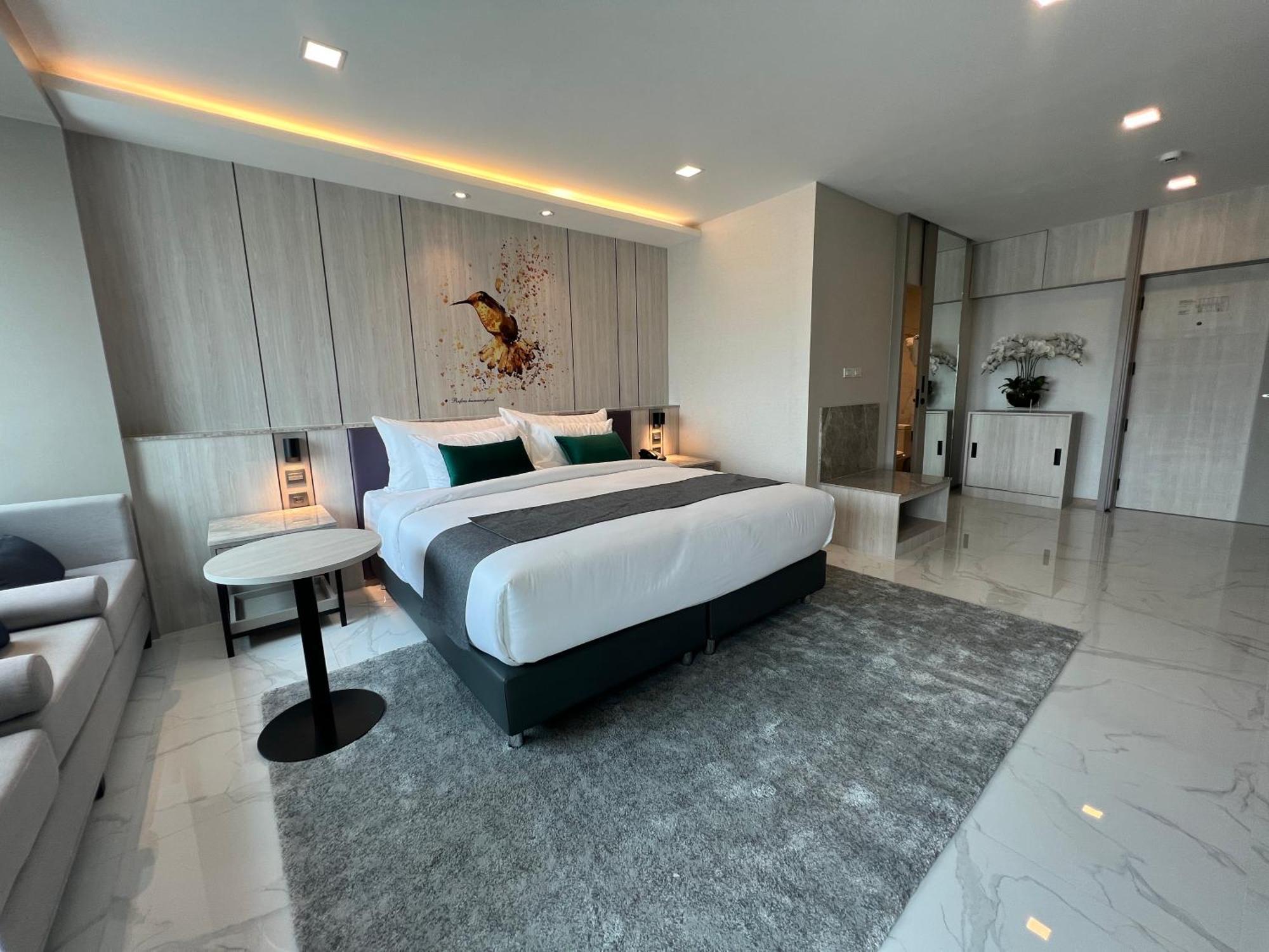 Arni Skye Hotel バンコク都 エクステリア 写真